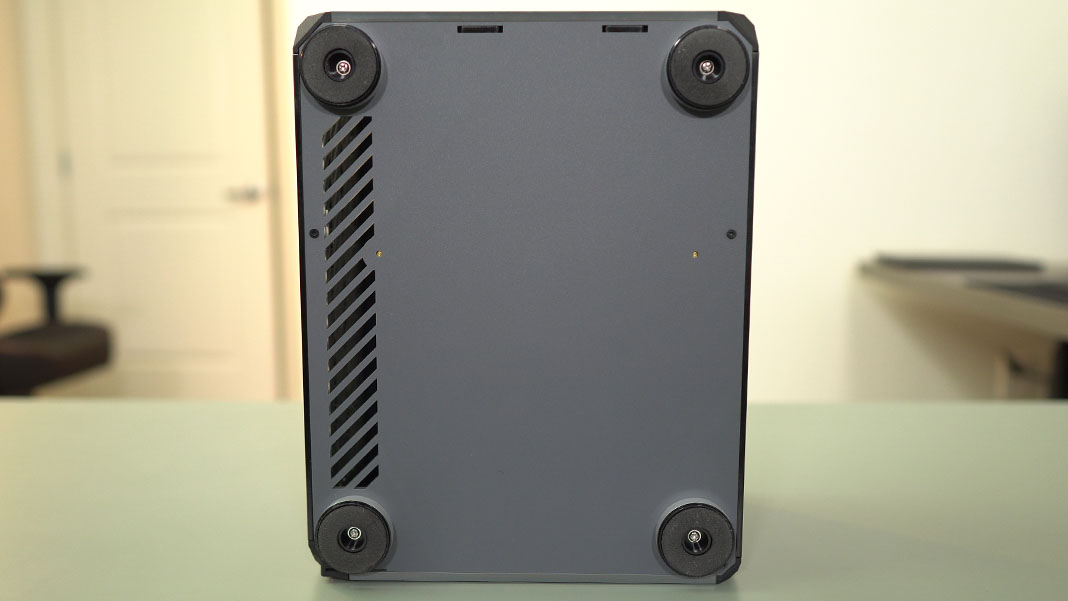 xtd bottom panel & feet